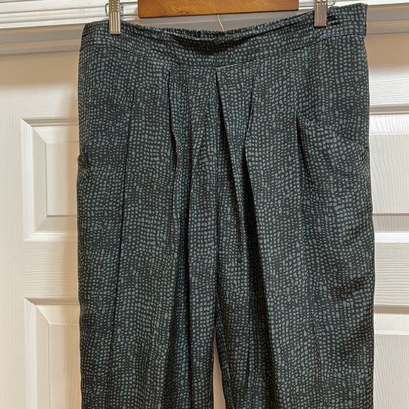 Eileen Fisher 100% Silk Georgette Pleat Pants szLP - Picture 5 of 14